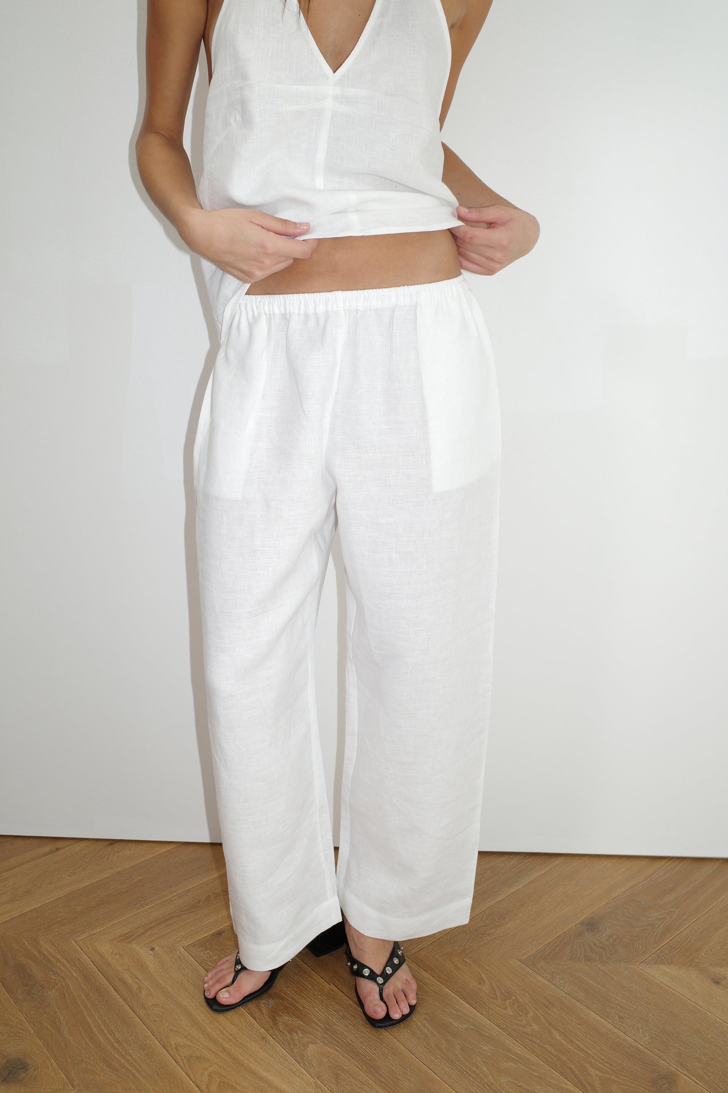 Linen Ease Trouser - White