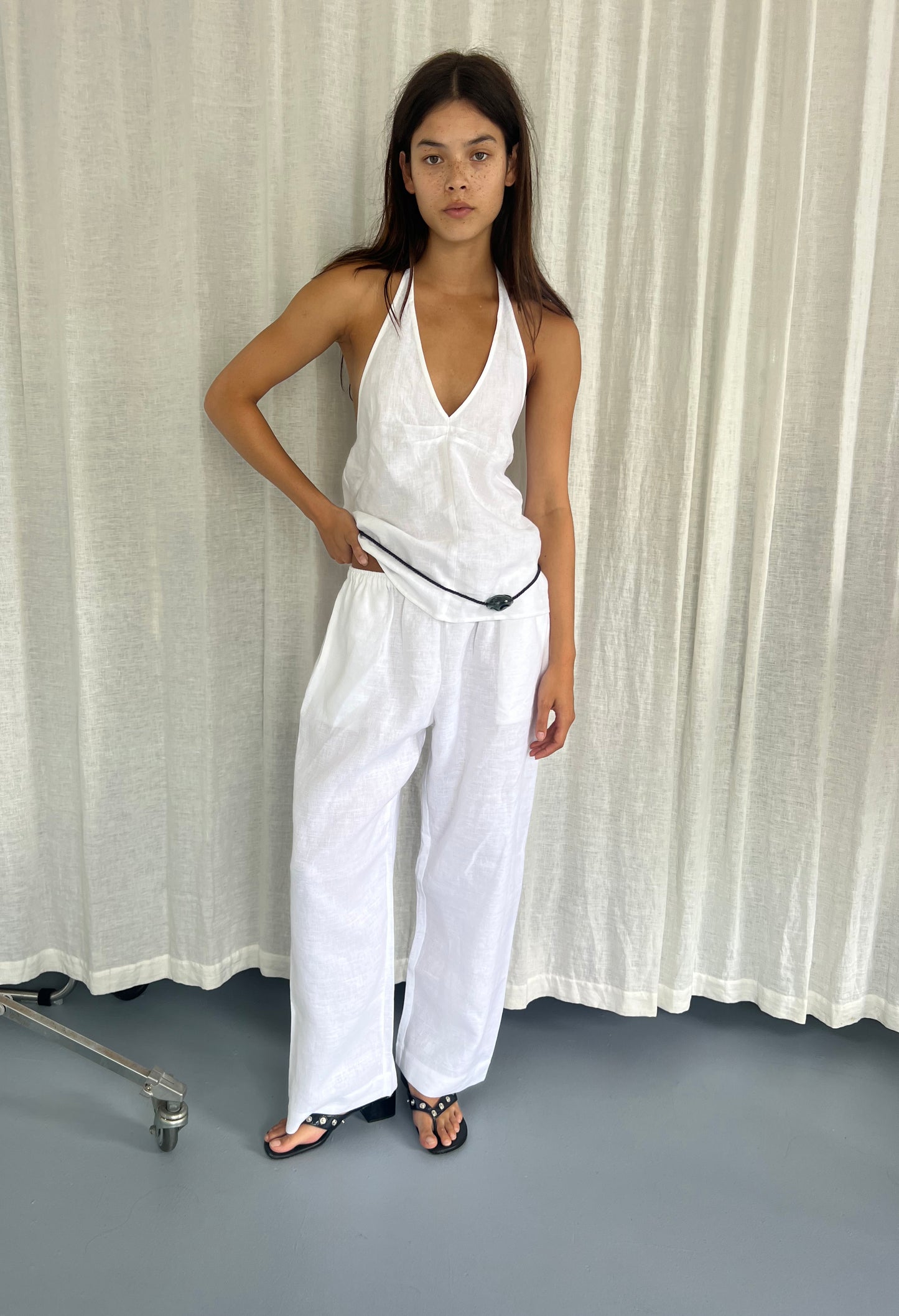 Linen Ease Trouser - White