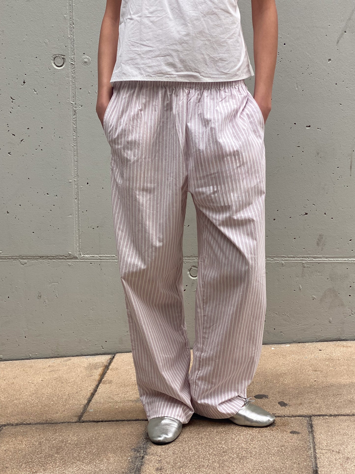 Ease Trouser - Musk Stripe