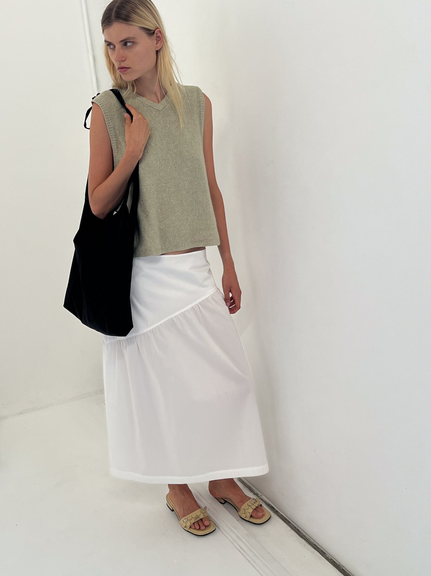 Angle Skirt - White