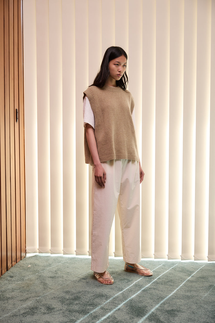 the ease trouser  - off white