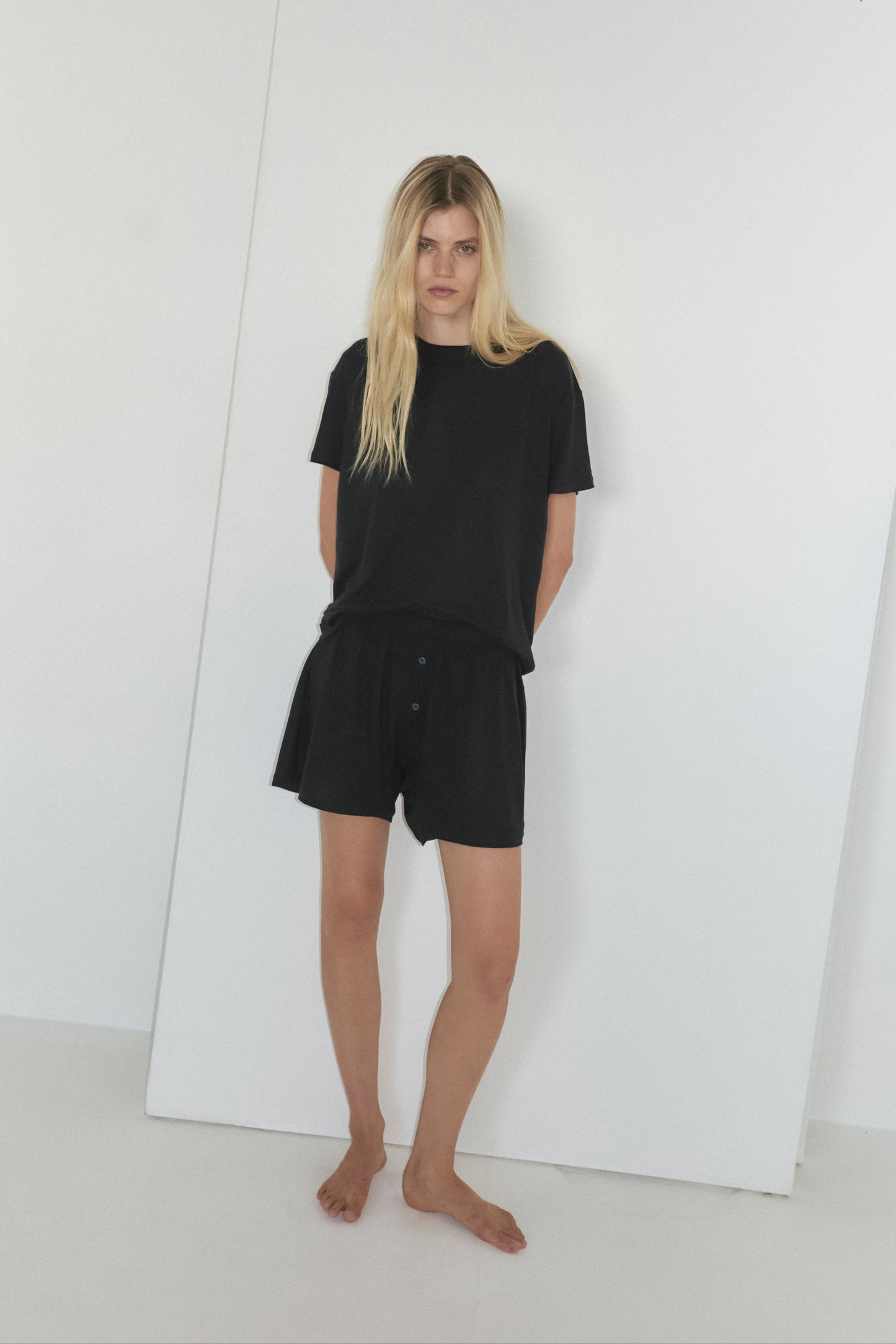 soft t shirt - black