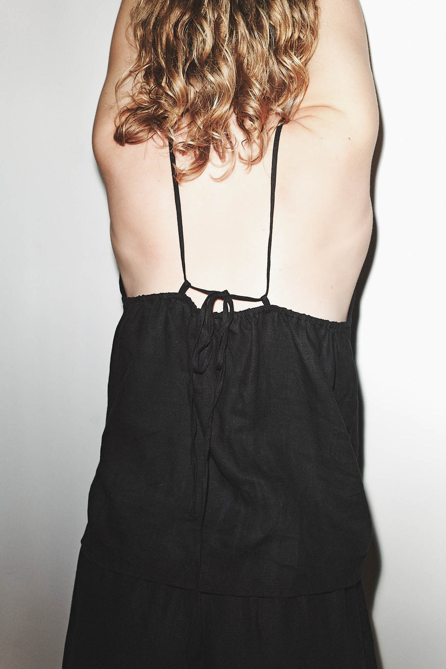 the strap linen set - black