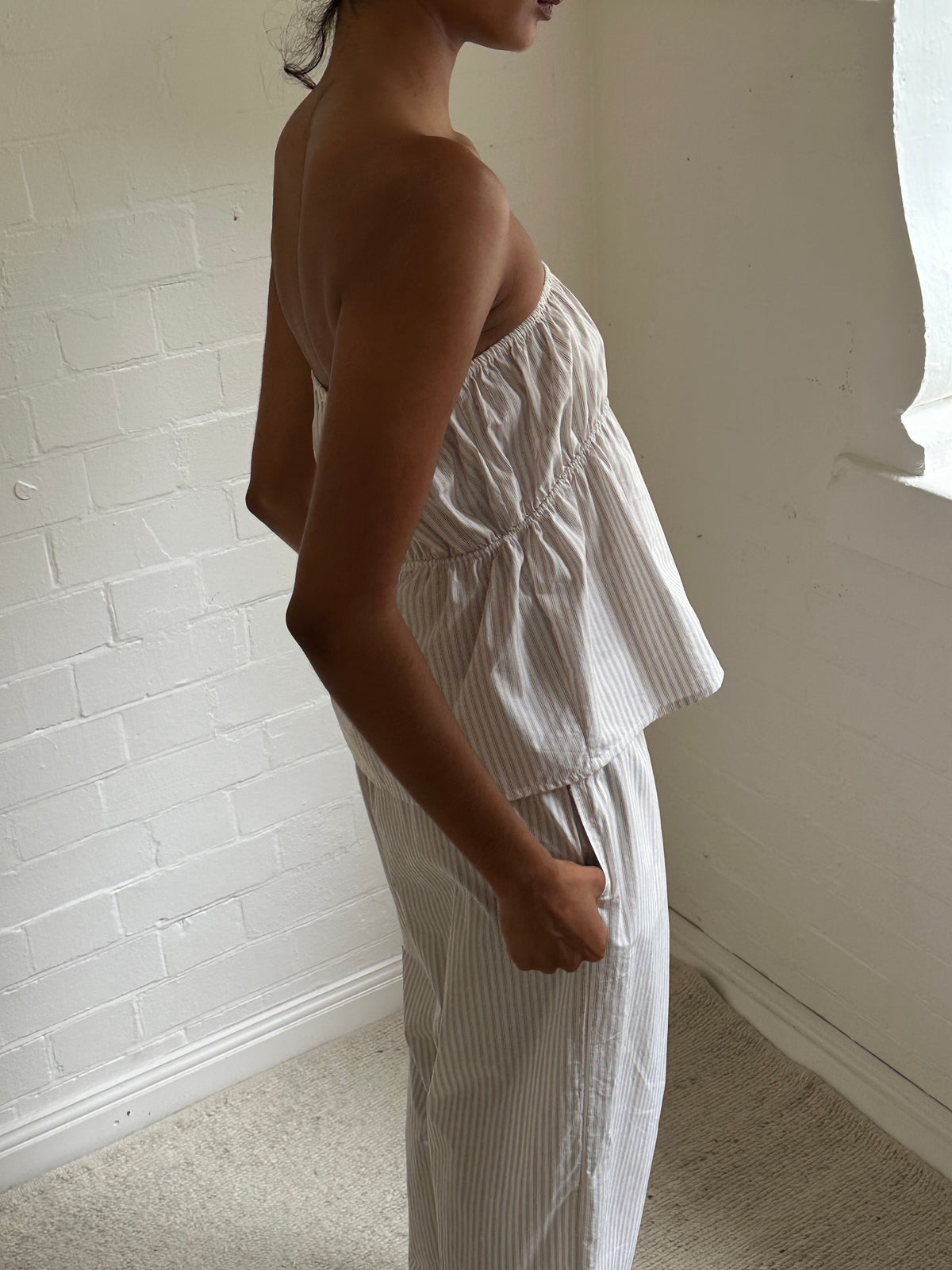 the strapless cotton top - white ;