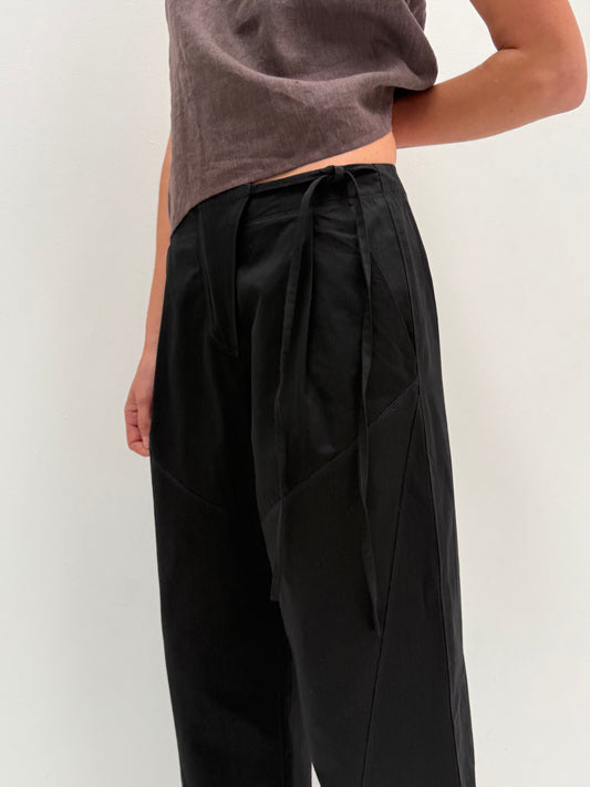 Flag Tie Pant - Black