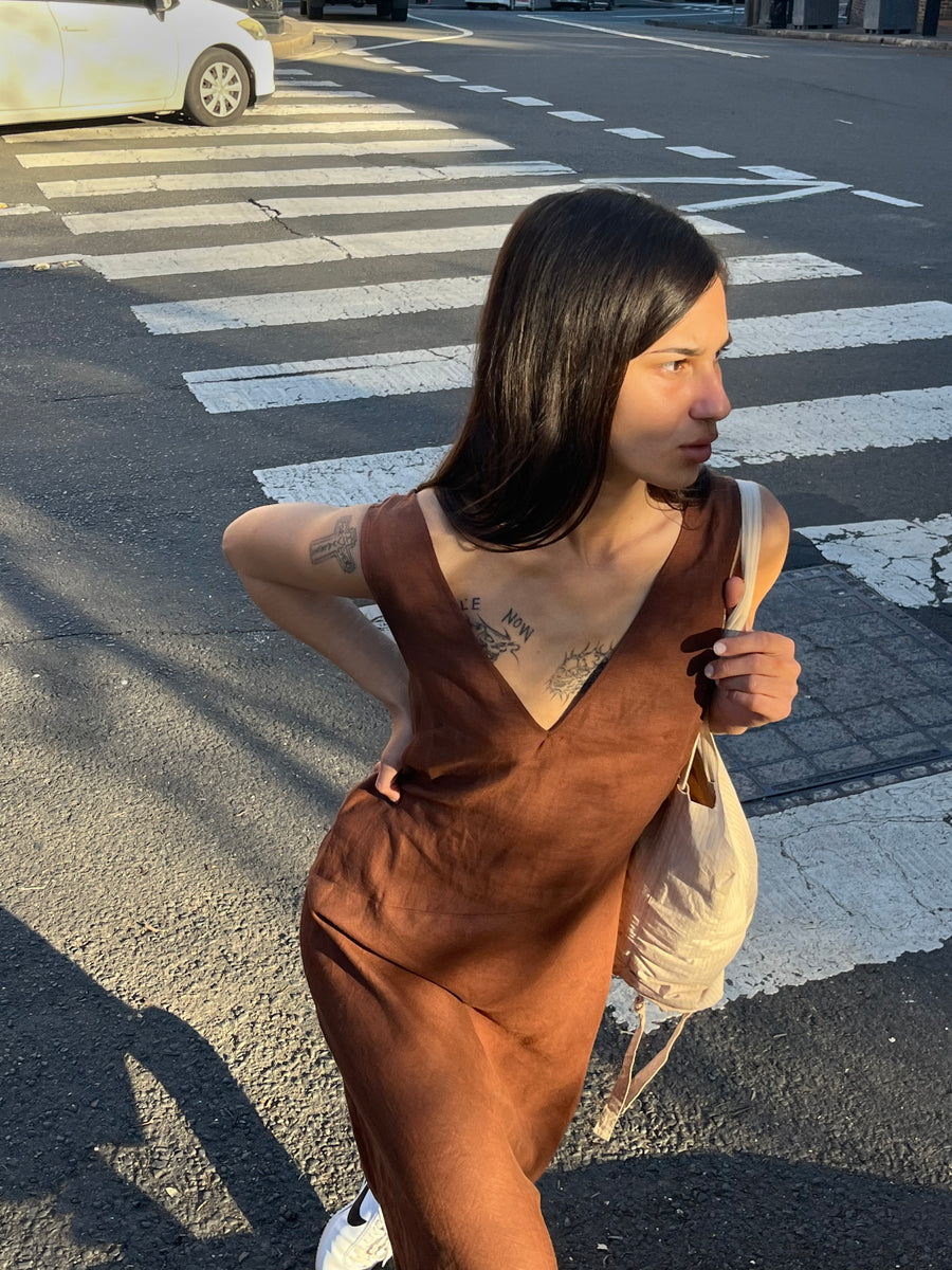 the light dress - brick