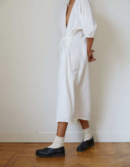 the fold midi dress - white seersucker | Deiji Studios