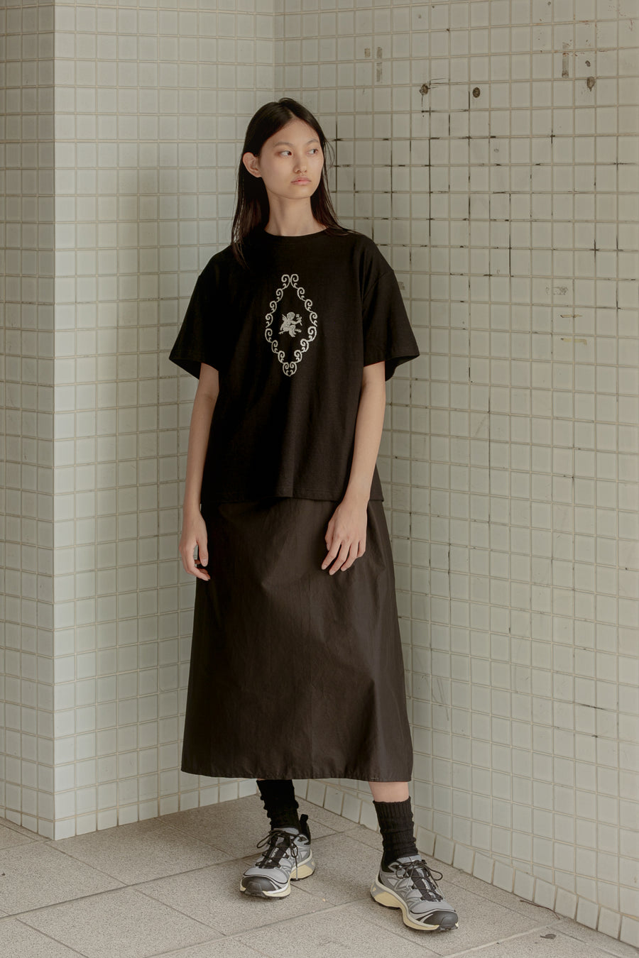 the cherub tee - black / silver