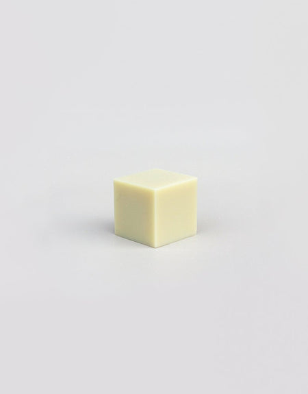 Kukui and white Kaolin Clay - Sphaera Soap | Deiji Studios